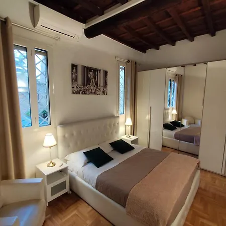 Cozy Navona