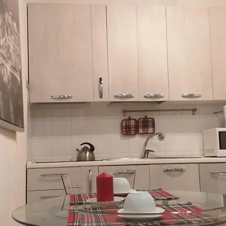 Cozy Navona Апартаменты *