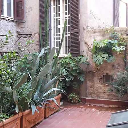 Cozy Navona Апартаменты *